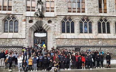 Los alumnos de secundaria realizan la actividad «Conoce León»